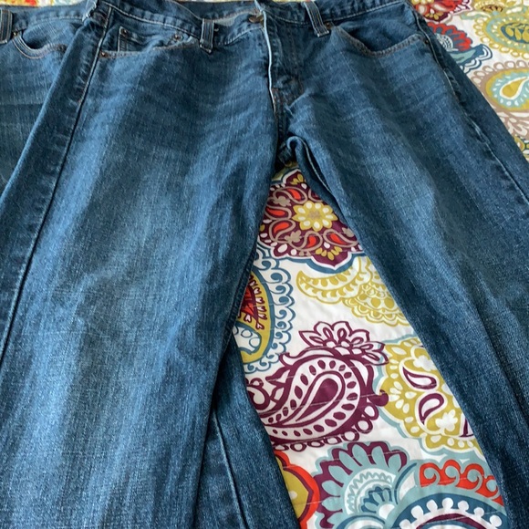 Levi’s - Picture 3 of 6